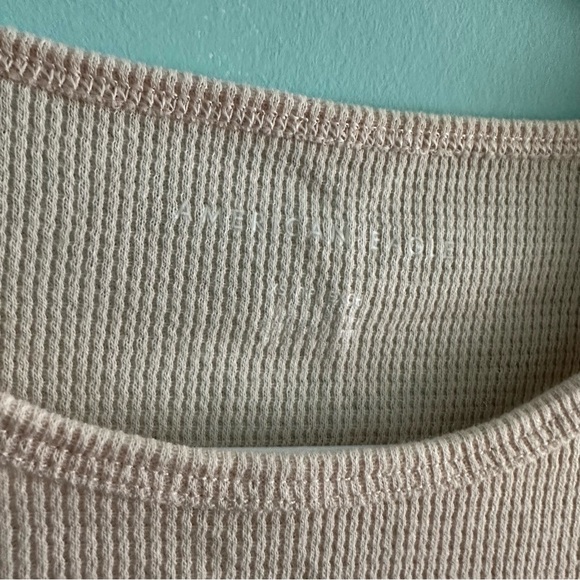 American Eagle Pink Short Sleeve Top - Picture 3 of 4